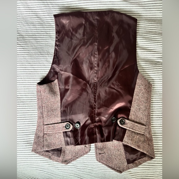 GAP Deep Burgundy Wool Vest, size small - Picture 8 of 8